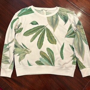 💚 H&M - Women’s Banana Leaf Sweatshirt 💚